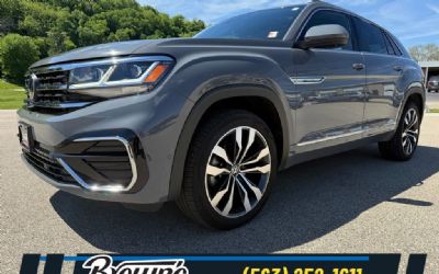 Photo of a 2020 Volkswagen Atlas Cross Sport 3.6L V6 SEL Premium R-LINE for sale