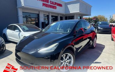Photo of a 2021 Tesla Model Y Long Range SUV for sale