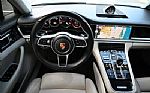 2017 Panamera 4S Thumbnail 36