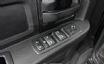 2016 1500 Crew Cab Thumbnail 30