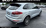 2017 Cayenne Thumbnail 6