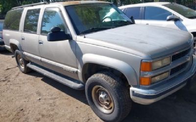 Photo of a 1999 Chevrolet Suburban for sale