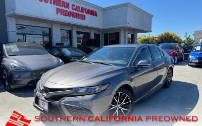 Photo of a 2022 Toyota Camry Hybrid SE Sedan for sale