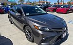 2022 Camry Hybrid SE Thumbnail 3