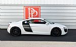 2010 R8 Thumbnail 40