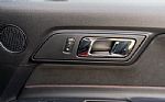 2017 Mustang Thumbnail 29