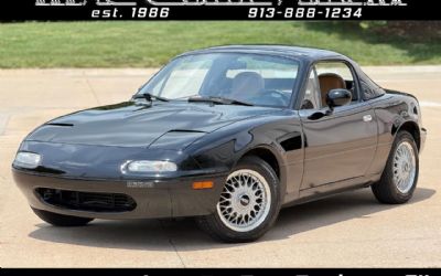 Photo of a 1992 Mazda MX-5 Miata Package C for sale