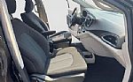 2020 Pacifica Hybrid Thumbnail 16