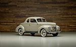 1940 V-8 Deluxe Thumbnail 1