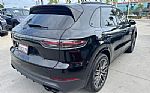 2023 Cayenne Platinum Edition Thumbnail 4