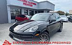 2023 Cayenne Platinum Edition Thumbnail 1