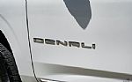 2024 Yukon XL Thumbnail 33