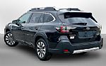 2024 Outback Thumbnail 10