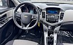 2014 Cruze Thumbnail 16