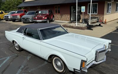 Photo of a 1971 Lincoln Continental Mark III Sedan for sale