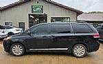 2011 Sienna Thumbnail 1