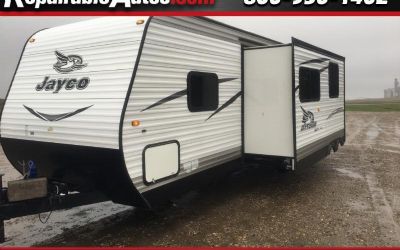 Photo of a 2016 Jayco JAY Flight Swift SLX Model# 287 Bhsw Repairable Hail Damage for sale