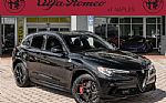 2022 Stelvio Thumbnail 1