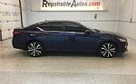 2022 Altima Thumbnail 6