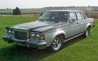 1979 Lincoln Versailles 4 DR. Sedan