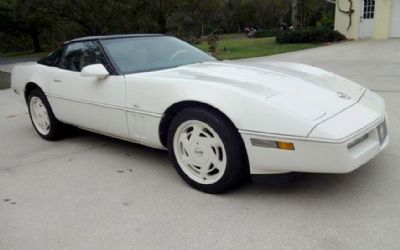 1988 Chevrolet Corvette 35TH Anniversary Sport Coupe