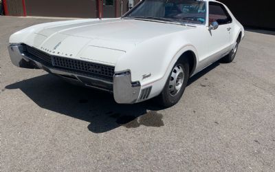 1967 Oldsmobile Toronado 