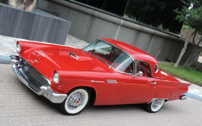 1957 Ford Thunderbird 