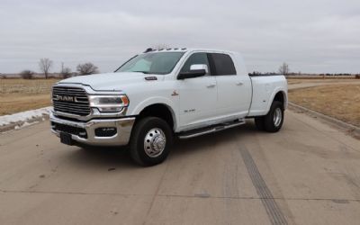 2022 RAM 3500 Laramie 4X4 4DR Mega Cab 6.3 FT. SB DRW Pickup