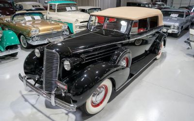 1936 Cadillac Series 85 V-12 Fleetwood Conve 1936 Cadillac Series 85 V-12 Fleetwood Convertible Sedan