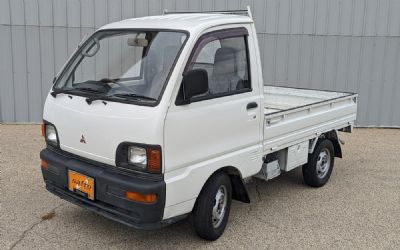 1995 Mitsubishi Minicab Truck 
