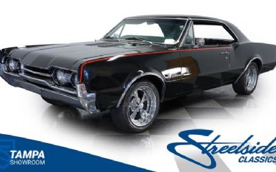 1967 Oldsmobile Cutlass Holiday Coupe 