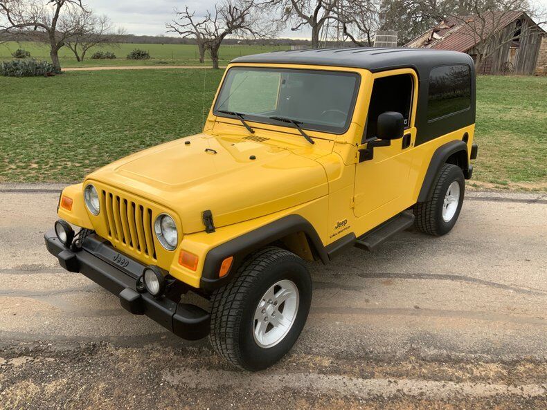 2004 Wrangler Image