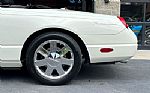 2002 Thunderbird Thumbnail 37