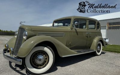 1935 Buick Model 41 Club Sedan 