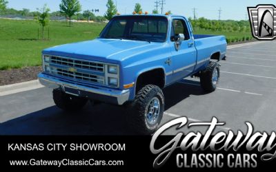 1984 Chevrolet K30 Pickup 