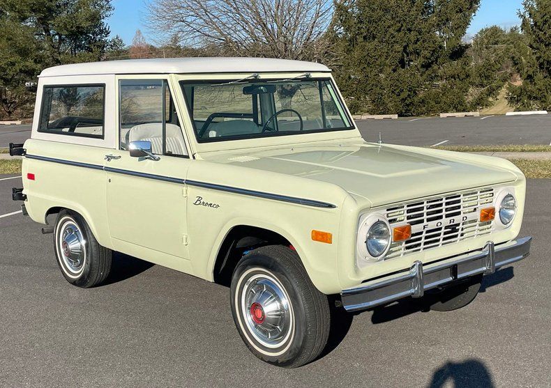 1974 Bronco Image