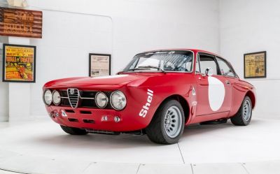 1976 Alfa Romeo Giulia GT 