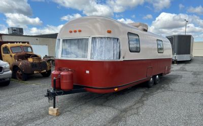 1974 Argosy Airstream 26' Travel Trailer 