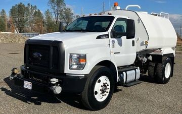 2019 Ford F750 