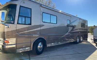 2002 Country Coach Magna 