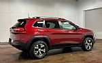 2017 Cherokee Thumbnail 25