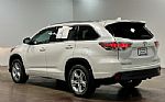 2016 Highlander Thumbnail 5