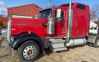 2004 Kenworth W900L 