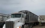 2011 Peterbilt 384 Day Cab