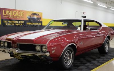 1969 Oldsmobile 442 Holiday Coupe 