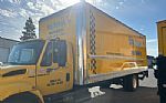 2008 BobTail Box Truck Thumbnail 3