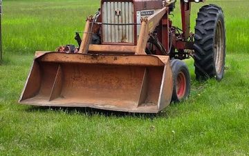 1958 International 656 Classic Tractor 