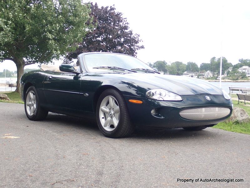 1999 XK8 Image