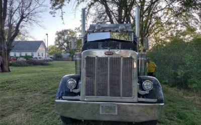 2001 Peterbilt 379 