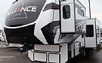 2022 Alliance RV Valor